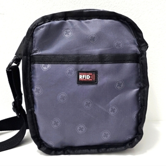 SwissGear Grey Small Crossbody Bag - Picture 7 of 14